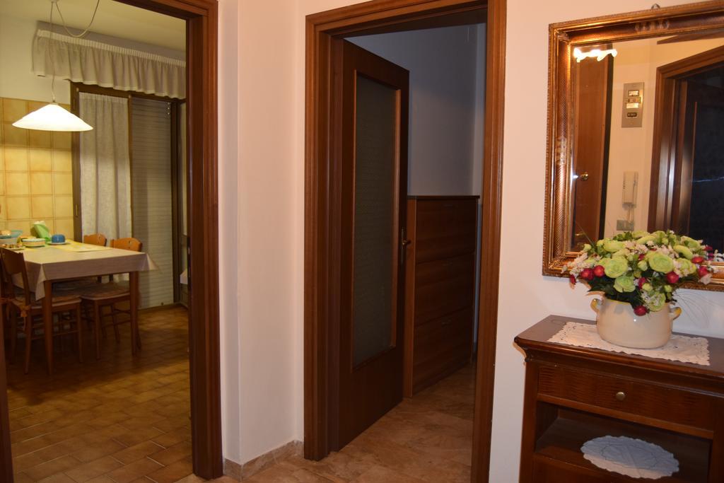 Casa Vacanza E Per Lavoro Elena E Carla Spinea Exterior foto
